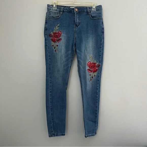 Floral Embroidered Skinny Jeans Y2K - Picture 1 of 7